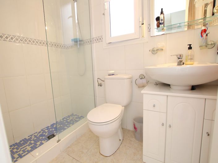 Image No.23-2 Bed Townhouse for sale