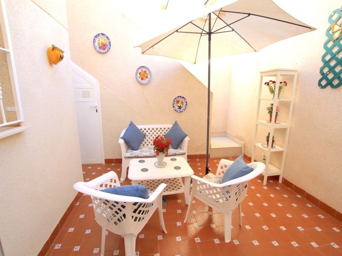 Image No.24-2 Bed Townhouse for sale