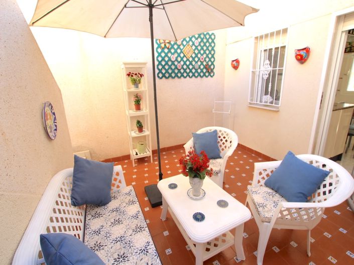 Image No.26-2 Bed Townhouse for sale