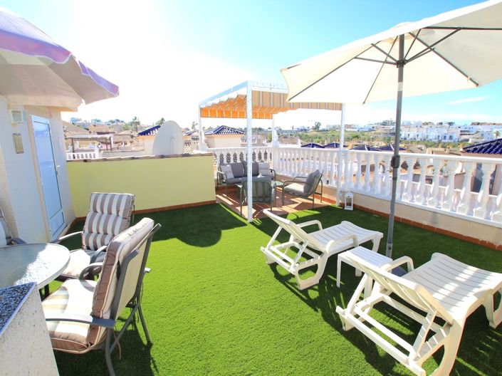 Image No.28-2 Bed Townhouse for sale