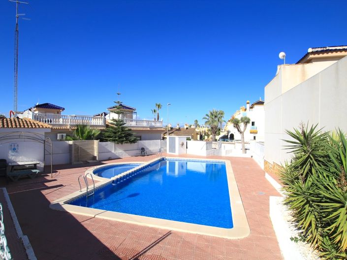 Image No.4-2 Bed Townhouse for sale