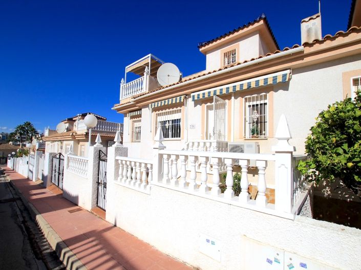 Image No.5-2 Bed Townhouse for sale