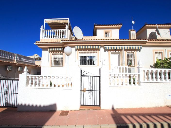 Image No.6-2 Bed Townhouse for sale