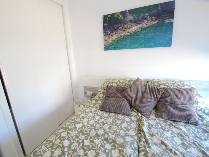 Image No.24-2 Bed Apartment for sale