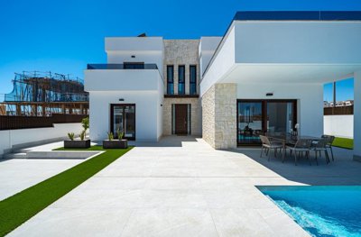 49236luxuryspacious4bedroomvillasinentrenaran