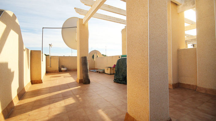 Image No.11-3 Bed Townhouse for sale