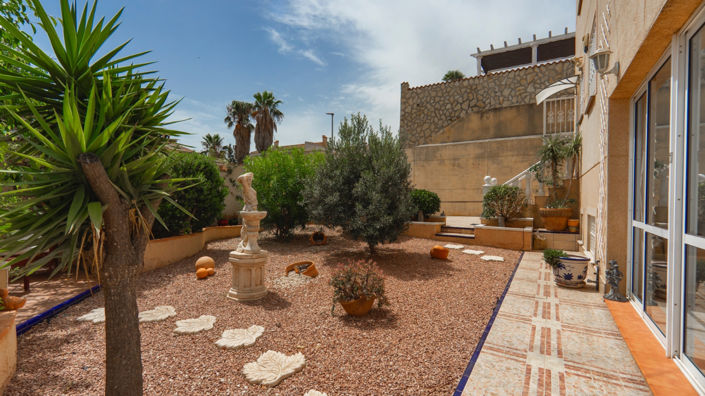 Image No.26-5 Bed Villa for sale