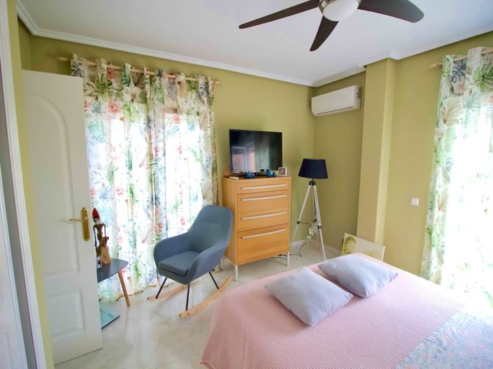 Image No.23-2 Bed Villa for sale