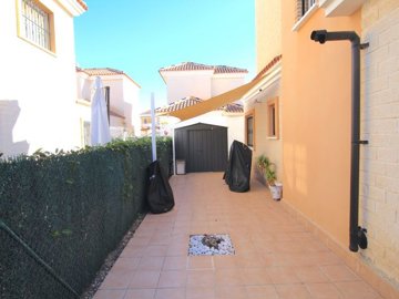 49241beautifullypresentedthreebedroomdetached