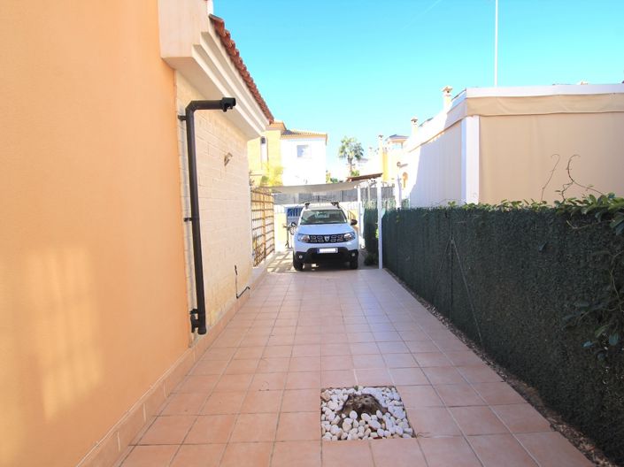 Image No.9-3 Bed Villa for sale