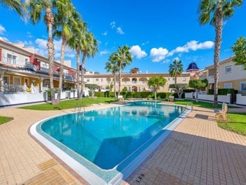 49243spacioustopfloorapartmentindonapepa02122