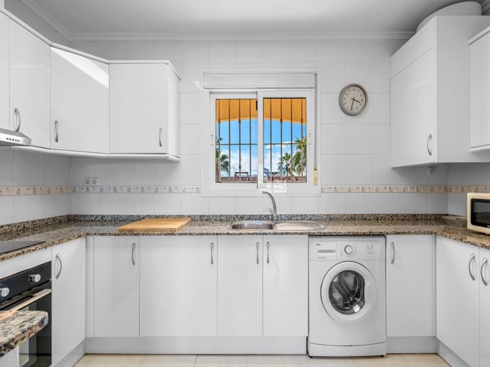 Image No.8-2 Bed Apartment for sale