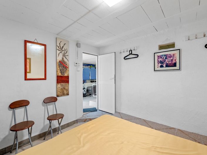 Image No.26-2 Bed Townhouse for sale