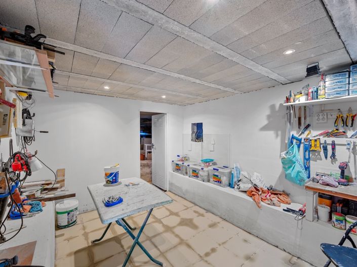 Image No.30-2 Bed Townhouse for sale