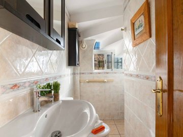 49248amazingfamilyhomewithprivatepoolinlasmim