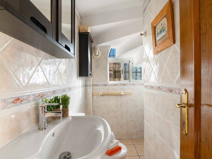 Image No.15-5 Bed Villa for sale