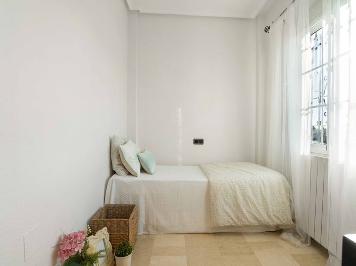 Image No.20-5 Bed Villa for sale