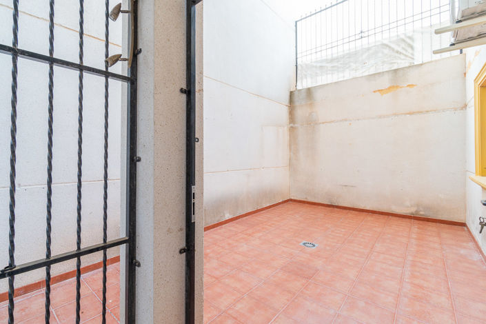 Image No.16-2 Bed Apartment for sale