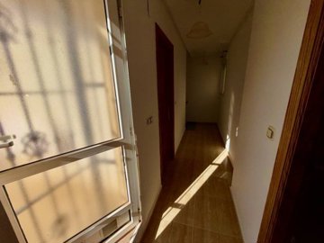 49245threebedroomquadstylepropertyforsaleinlo