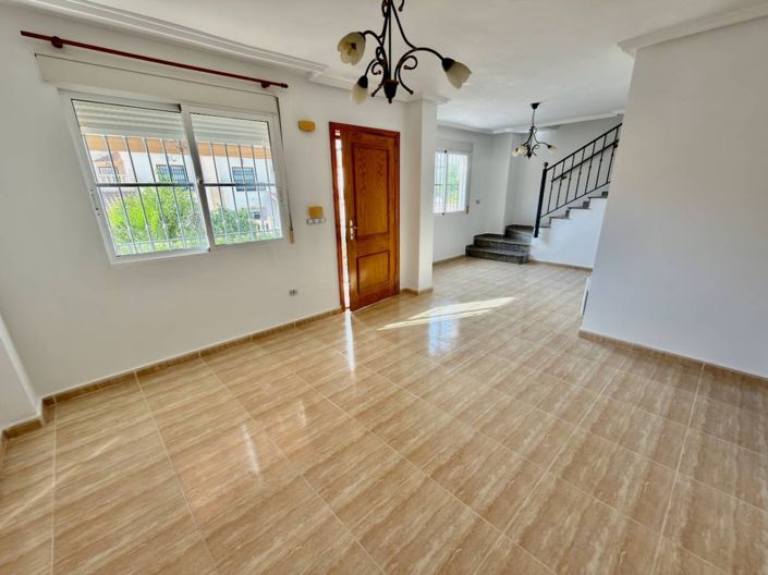 Image No.5-3 Bed Townhouse for sale