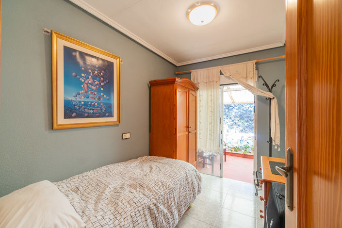 Image No.21-2 Bed Townhouse for sale