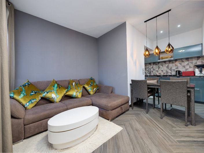 Image No.19-2 Bed Townhouse for sale