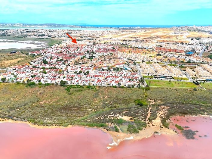 Image No.4-2 Bed Townhouse for sale