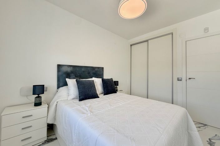 Image No.12-2 Bed Villa for sale