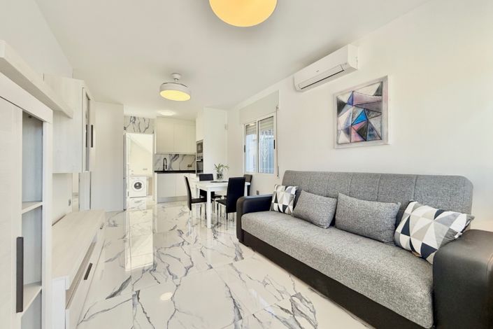 Image No.17-2 Bed Villa for sale