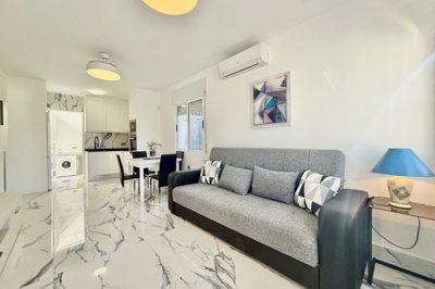 49259fullyrenovated2bedroomsemidetachedhomein