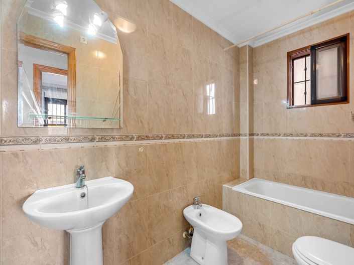 Image No.17-Appartement de 2 chambres à vendre à Daya Vieja