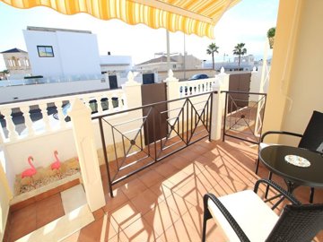 49263fabulous3bedsemidetachedpropertywithuseo