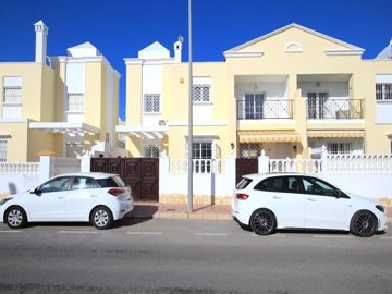 49263fabulous3bedsemidetachedpropertywithuseo