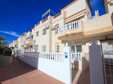 49267charming2bedroomgardenapartmentinciudadq