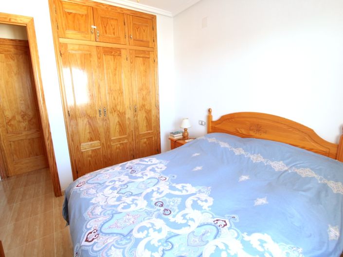 Image No.14-2 Bed Townhouse for sale