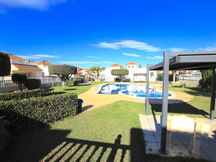 Image No.27-2 Bed Townhouse for sale