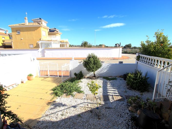 Image No.5-2 Bed Townhouse for sale