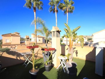 49272fabulousthreebedroomdetachedvillalargeco