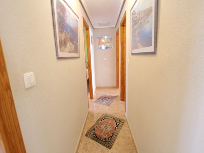 Image No.25-3 Bed Villa for sale