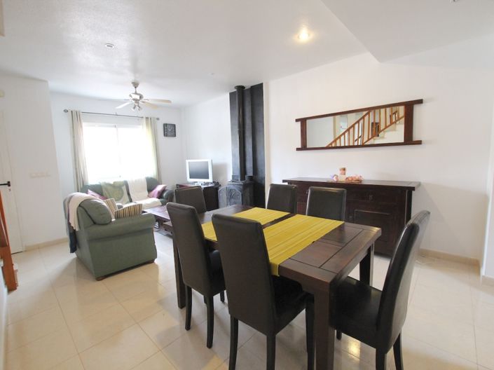 Image No.19-3 Bed Townhouse for sale