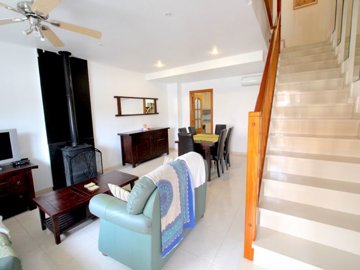 49275spaciousthreebedroomvillagetownhousewith