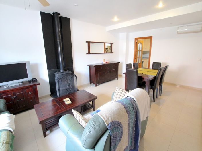 Image No.7-3 Bed Townhouse for sale