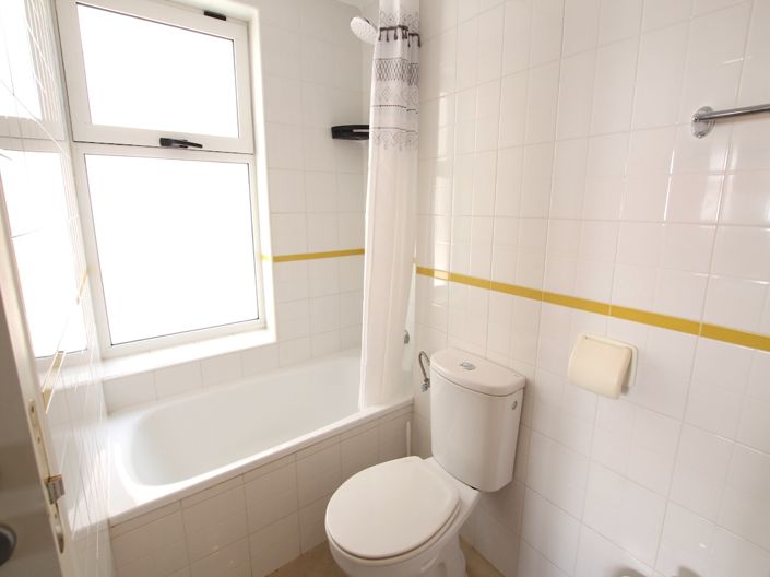 Image No.22-2 Bed Apartment for sale