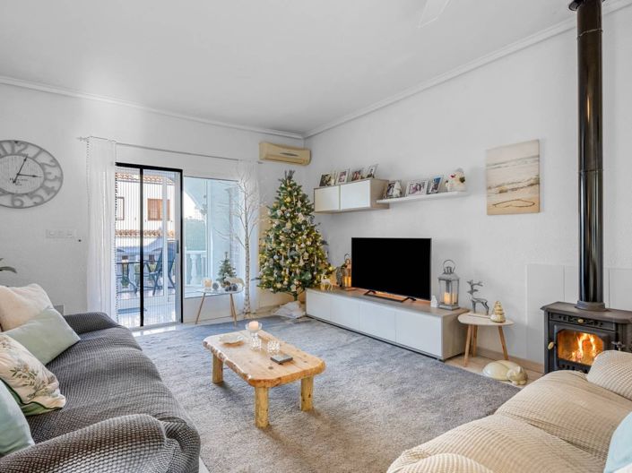 Image No.12-2 Bed Townhouse for sale