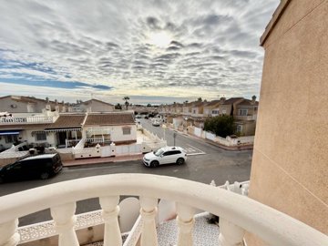 49288twobedroomtownhouseindonapepacentralloca