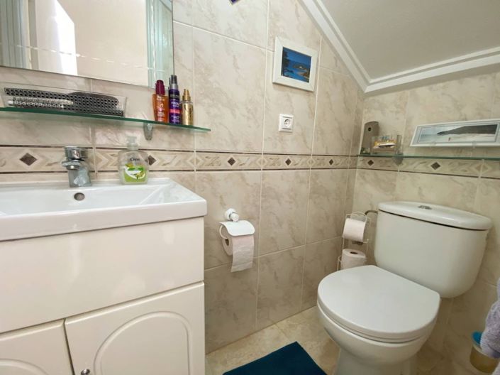 Image No.19-3 Bed Villa for sale