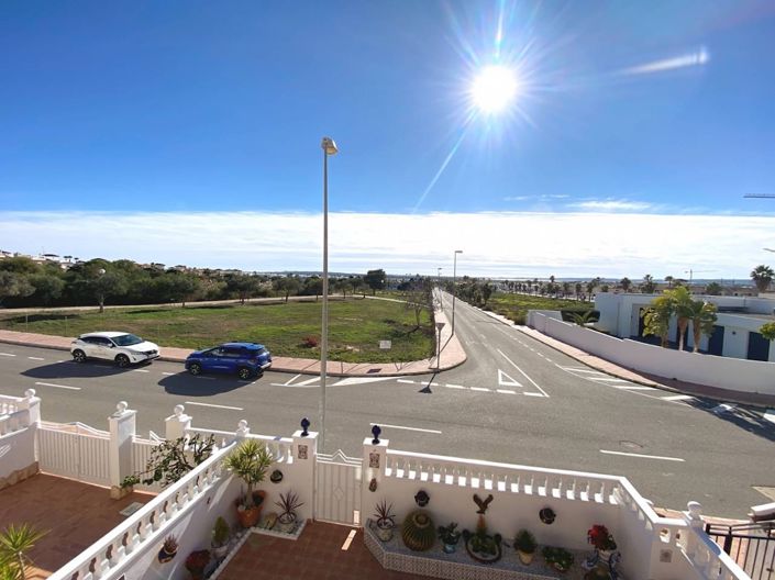 Image No.25-3 Bed Villa for sale