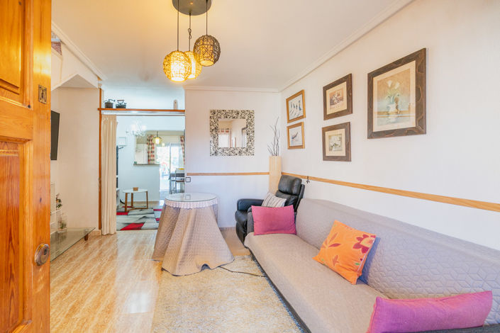 Image No.17-2 Bed Townhouse for sale