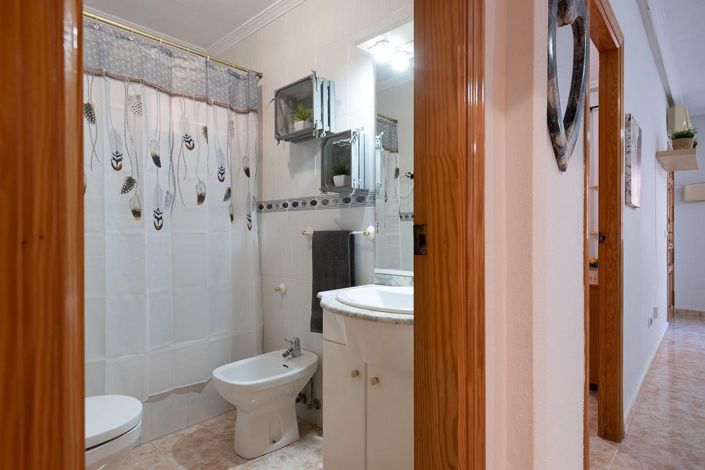 Image No.17-2 Bed Apartment for sale