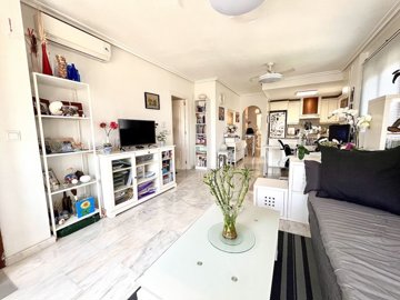 49297superior2bedroomapartmentinpau8villamart